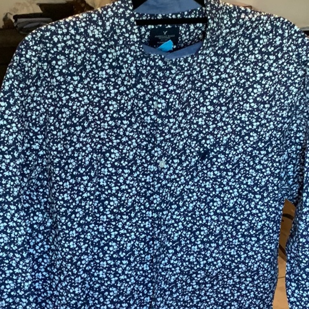CLASSIC LARGE FIT AMERICAN EAGLE DRESS SHIRT